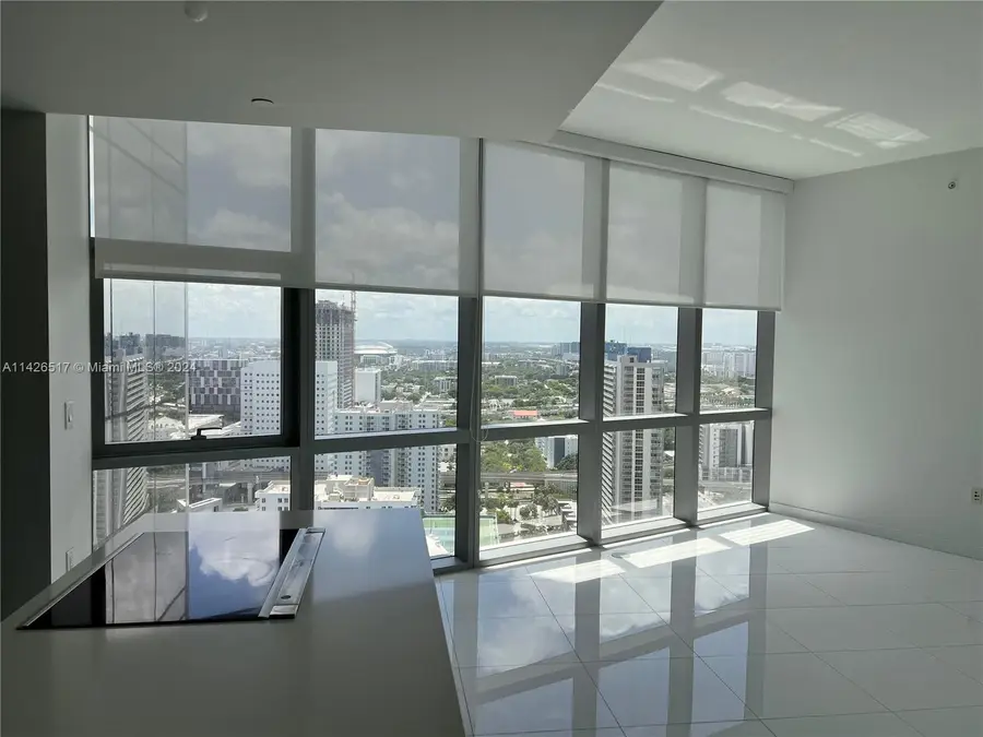 851 NE 1st Ave #2702, Miami, FL 33132 - Image #3