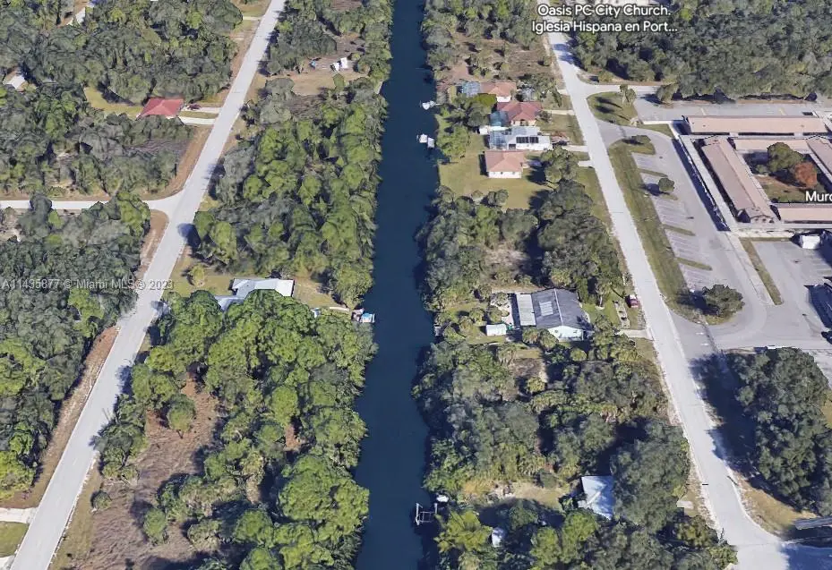 2065 Cedarwood St, Port Charlotte, FL 33947 - Image #1