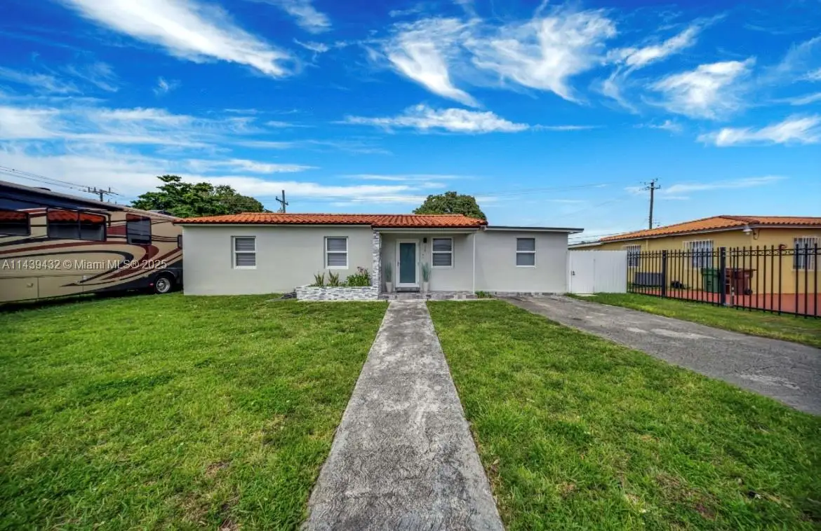 3360 E 10th Ave, Hialeah, FL 33013 - Image #1