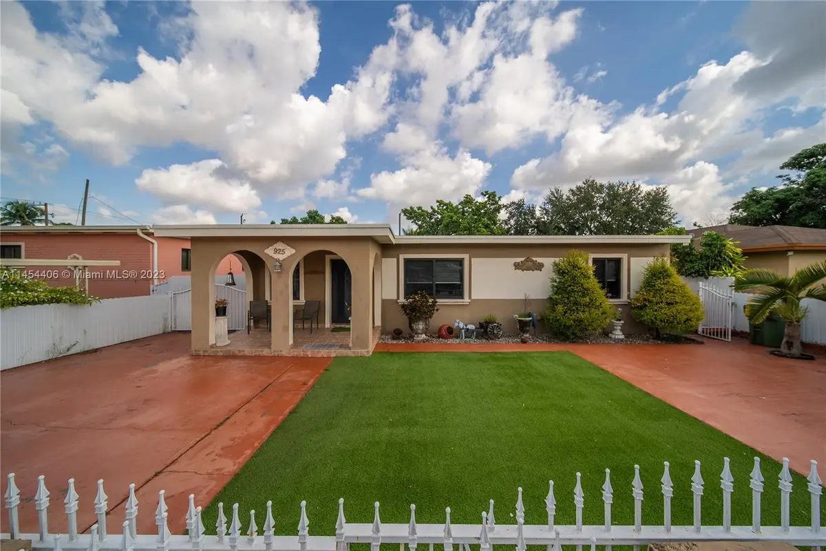 925 E 29th St, Hialeah, FL 33013 - Image #1