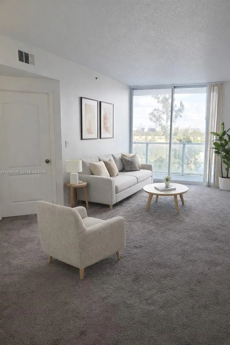 5077 NW 7th St #903, Miami, FL 33126 - Image #3