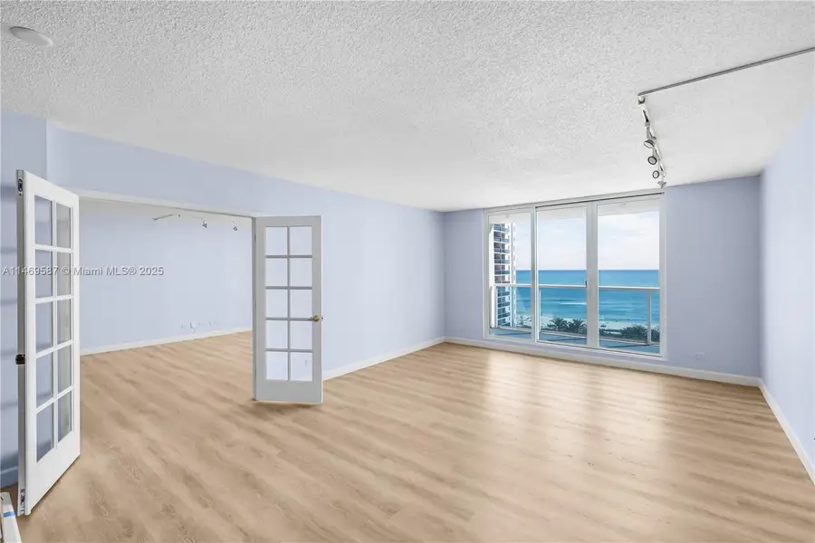 2301 Collins Ave #1038/1039, Miami Beach, FL 33139 - Image #2