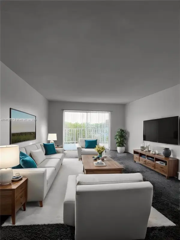 492 NW 165th St Rd #C-611, Miami, FL 33169