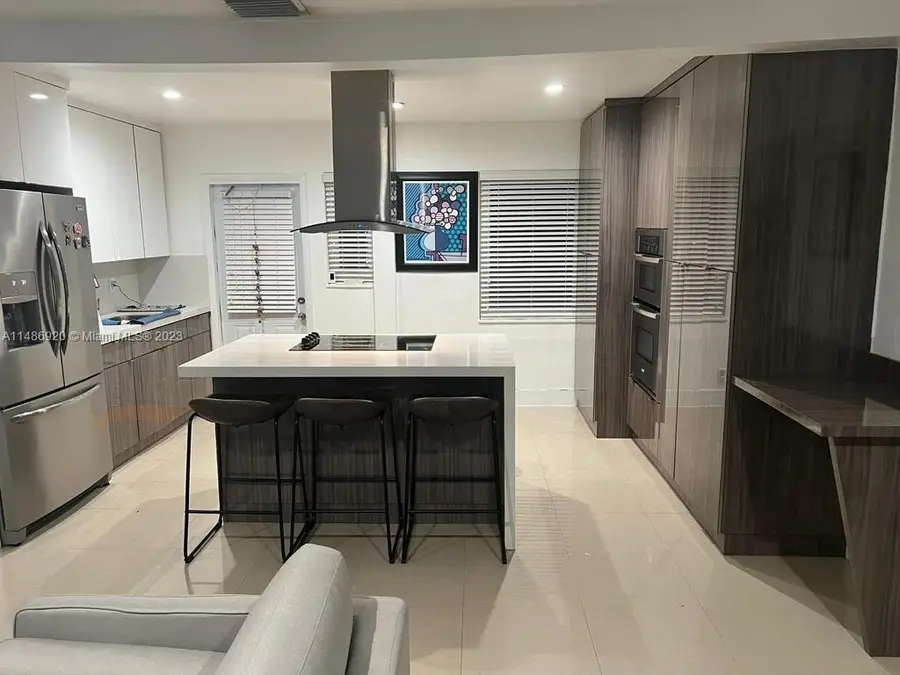 80 Carlisle Dr, Miami Springs, FL 33166 - Image #2