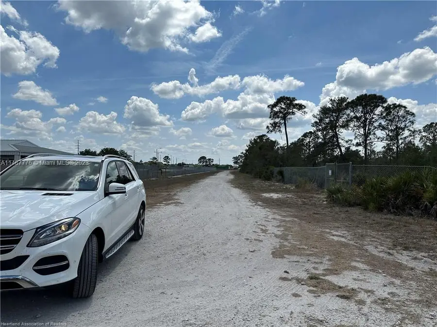 5128 Coruna Avenue, Sebring, FL 33872 - Image #3