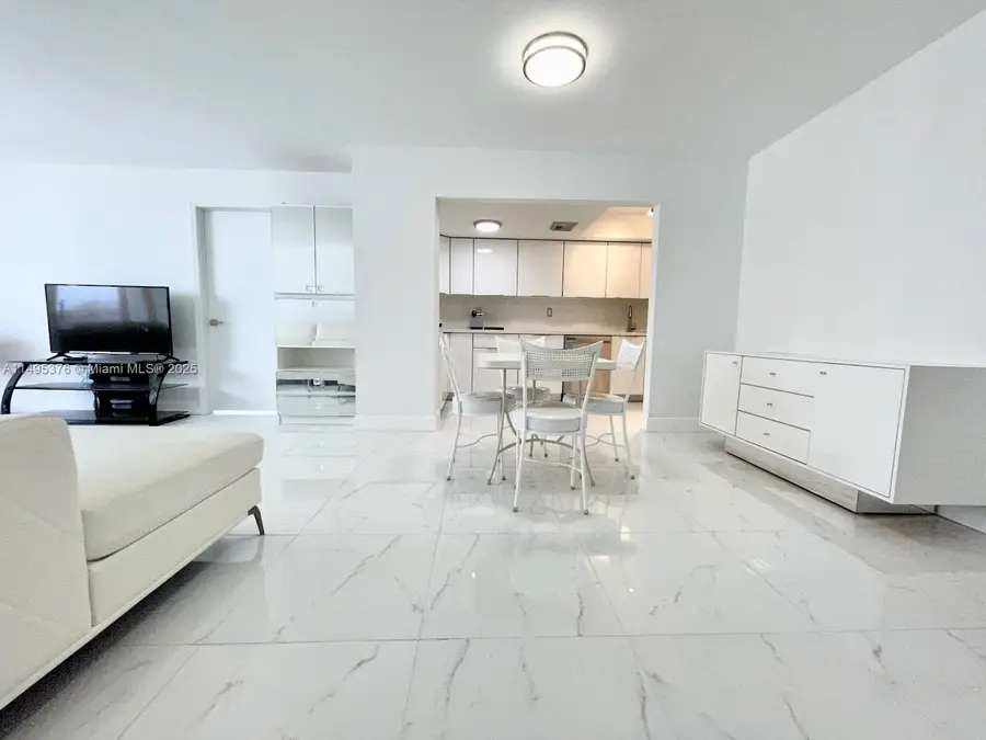 18041 Biscayne Boulv #502, Aventura, FL 33160 - #3