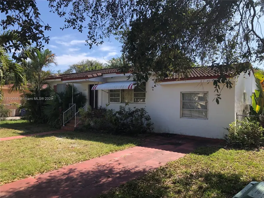 1256 NE 149th St, Miami, FL 33161 - Image #2