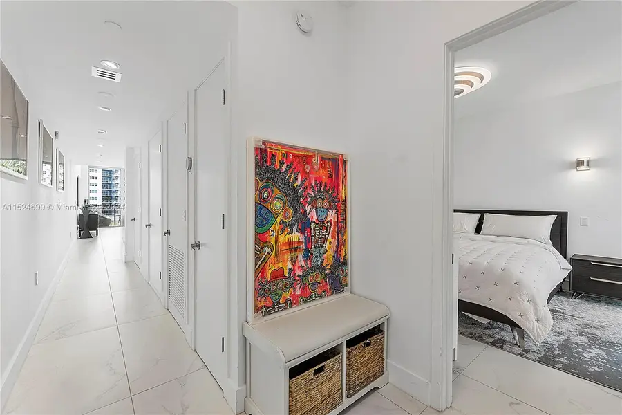 6000 Collins Ave #510, Miami Beach, FL 33140 - Image #3