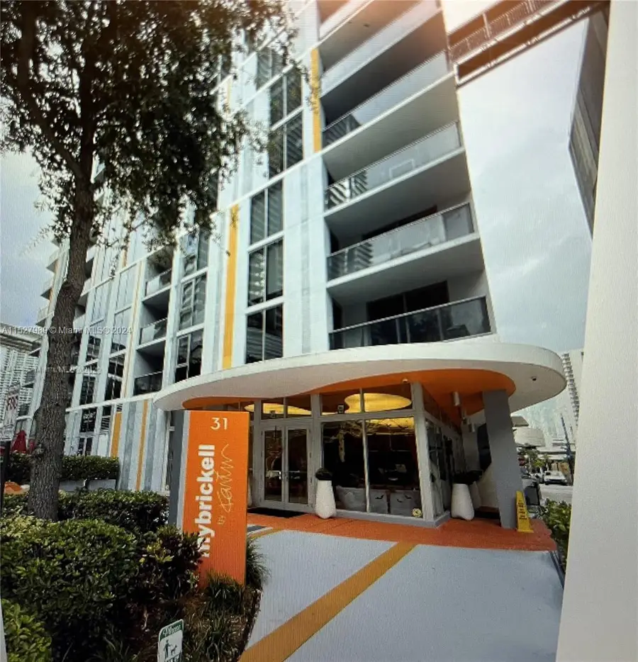31 SE 6th St #804, Miami, FL 33131 - #2