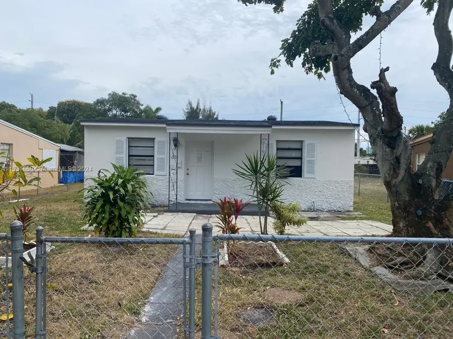 524 NW 21st Ave, Fort Lauderdale, FL 33311 - Image #2