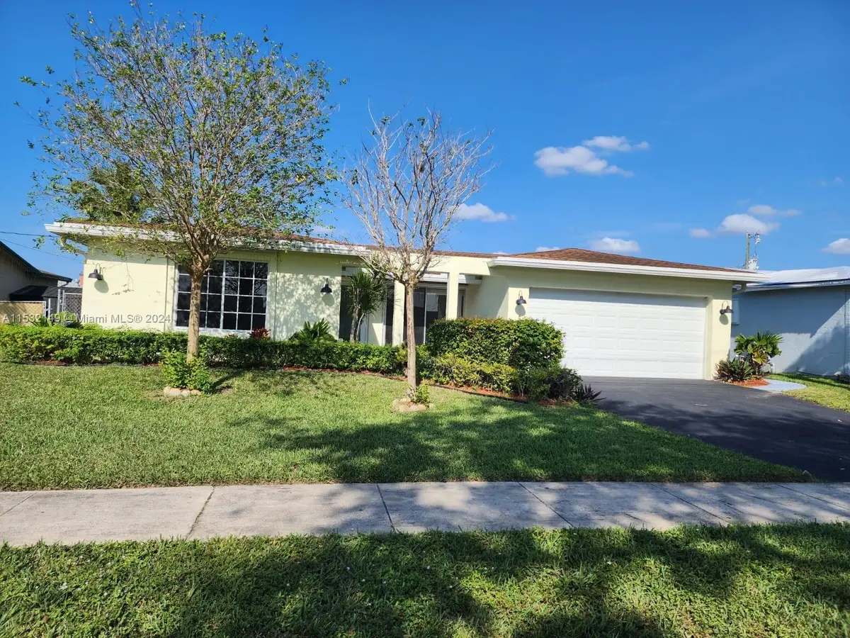 10551 Sunset Strip, Sunrise, FL 33322 - #1