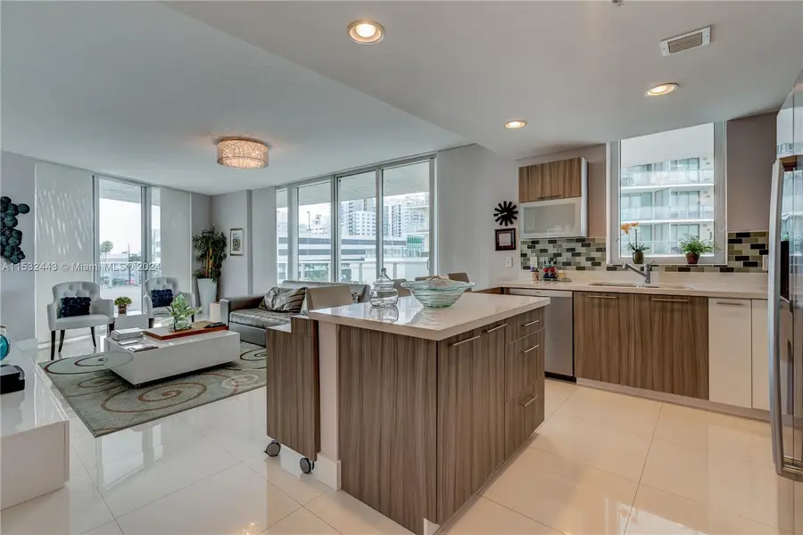 6700 Indian Creek Dr #402, Miami Beach, FL 33141 - Image #3