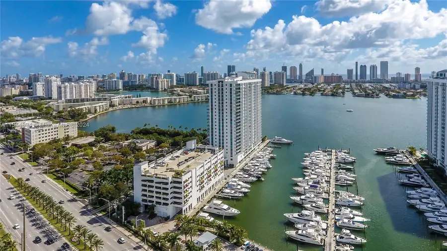 17301 Biscayne Blvd #1201, North Miami Beach, FL 33160 - Image #2