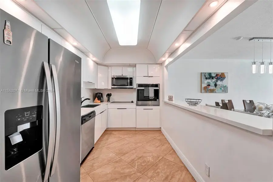 19370 Collins Ave #1001, Sunny Isles Beach, FL 33160 - #3