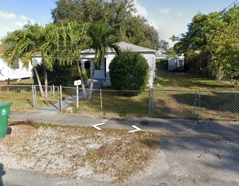 1345 NW 70th St, Miami, FL 33147 - Image #1