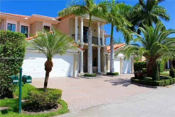 19383 SW 79th Ave, Cutler Bay, FL 33157