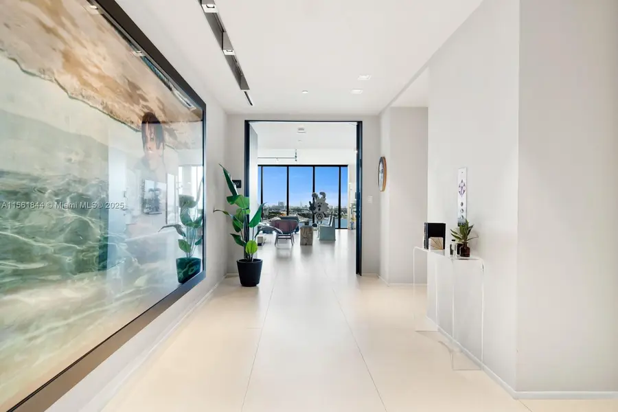 1000 Biscayne Blvd #1702, Miami, FL 33132 - Image #2