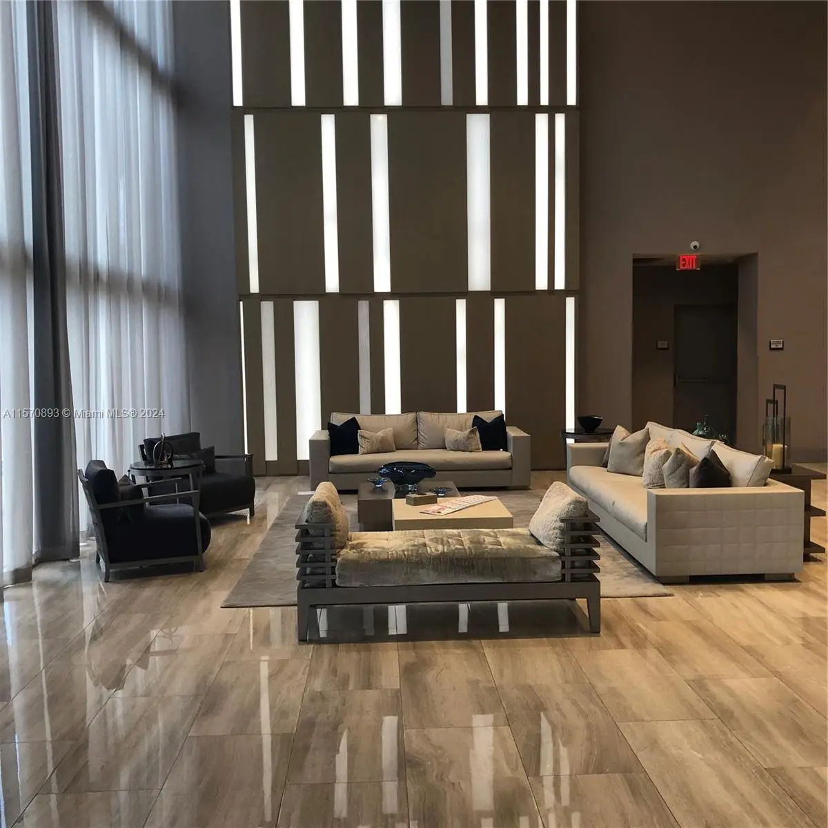 5300 NW Paseo Blvd #1705, Doral, FL 33166 - Image #1