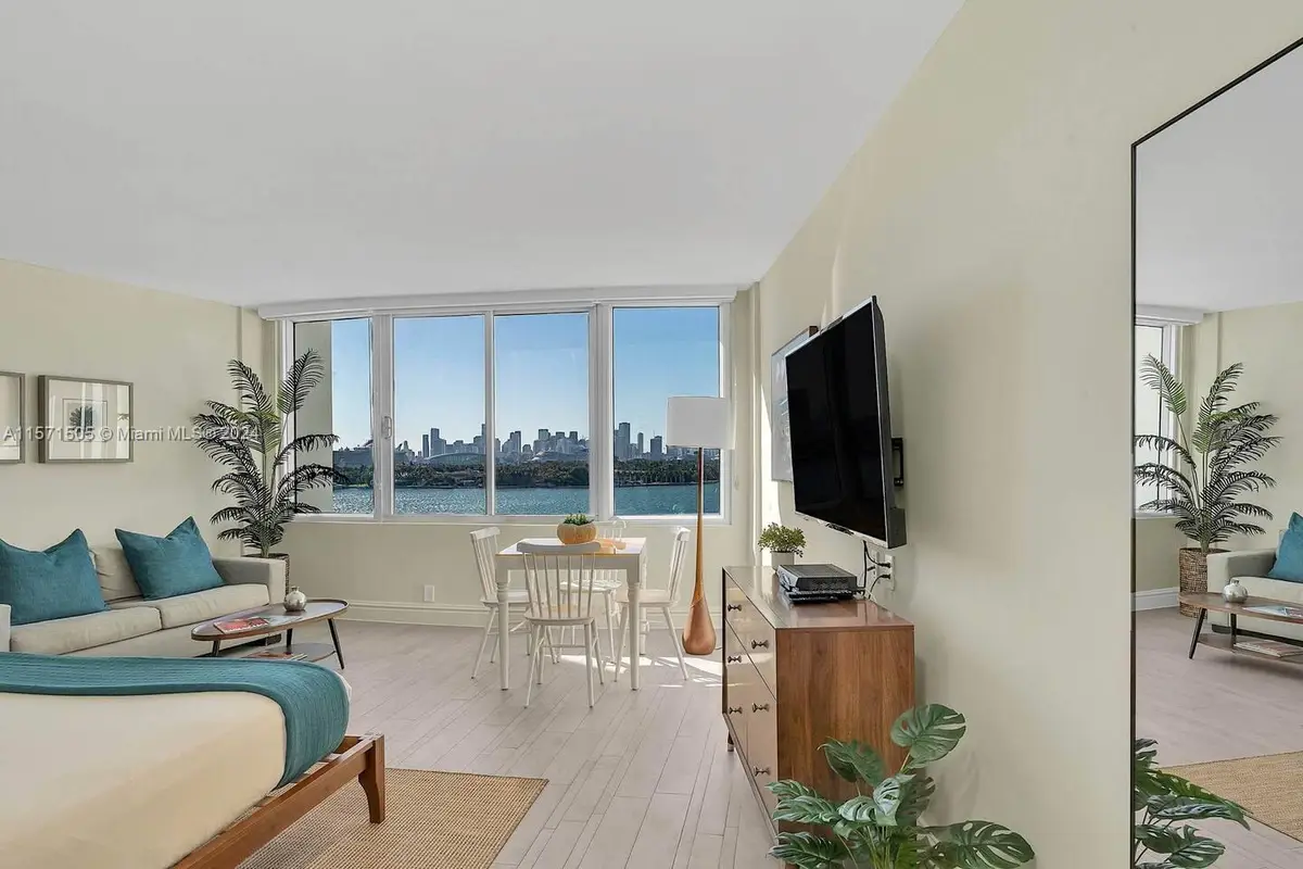 1100 West Ave #906, Miami Beach, FL 33139 - Image #1