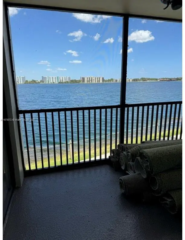 117 Lake Emerald Dr #202, Oakland Park, FL 33309 - Image #2