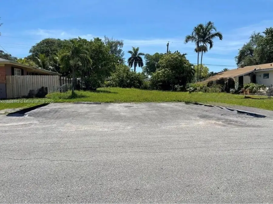 405 SW 4th Ter, Hallandale Beach, FL 33009 - #3