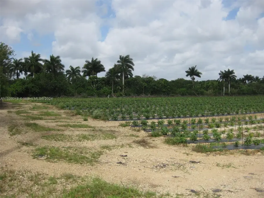 19922 SW 304th Street, Homestead, FL 33030 - Image #3