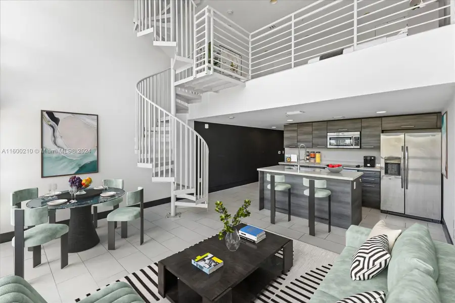 421 Meridian Ave #19, Miami Beach, FL 33139 - Image #2