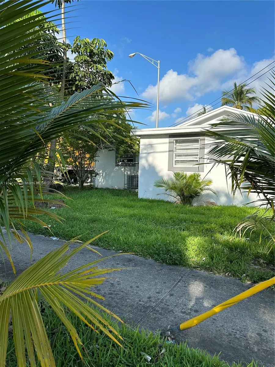 8224 NW 1st Pl, Miami, FL 33150 - Image #3