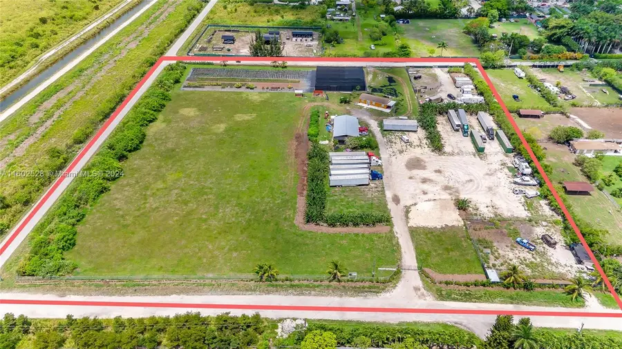 Address Withheld By Seller, Miami, FL 33187 - Image #3