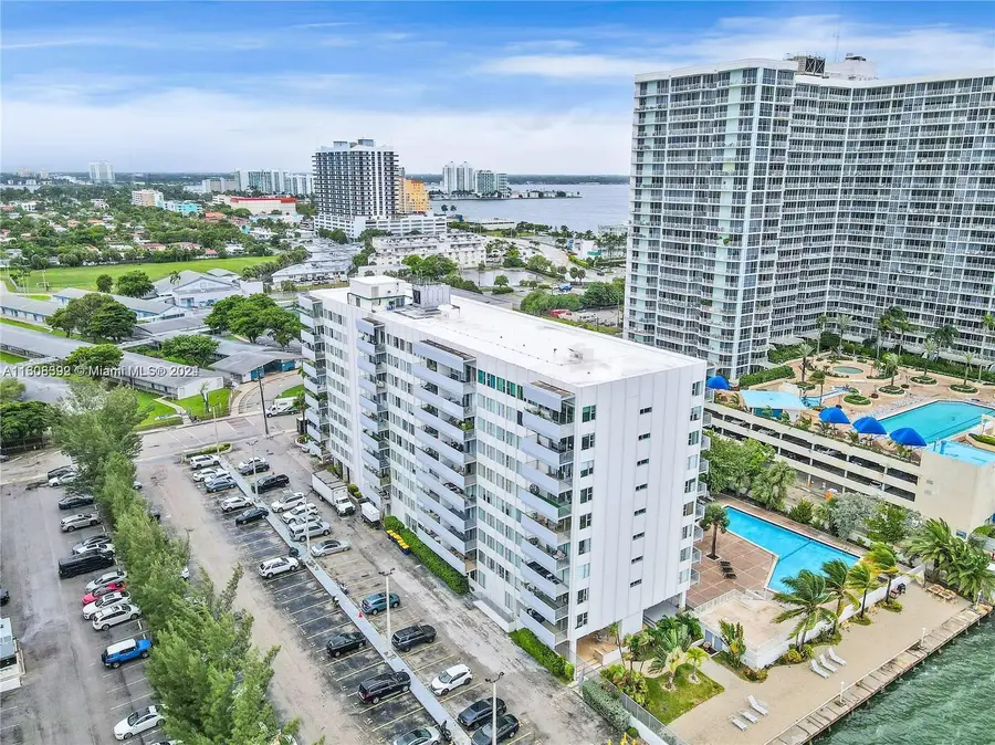 7545 E Treasure Dr #9H, North Bay Village, FL 33141 - Image #2