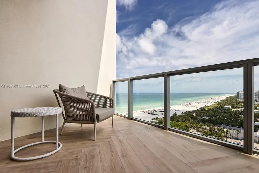 2201 Collins Ave #1718, Miami Beach, FL 33139 - Image #2