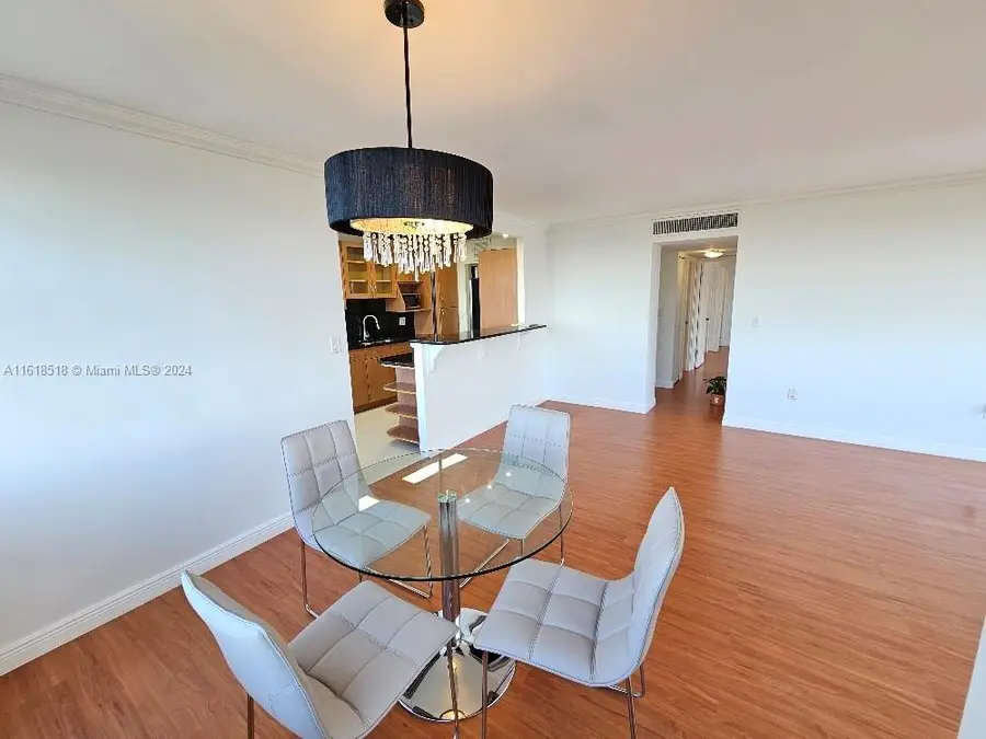 1300 NE Miami Gardens Dr #706E, Miami, FL 33179 - Image #2