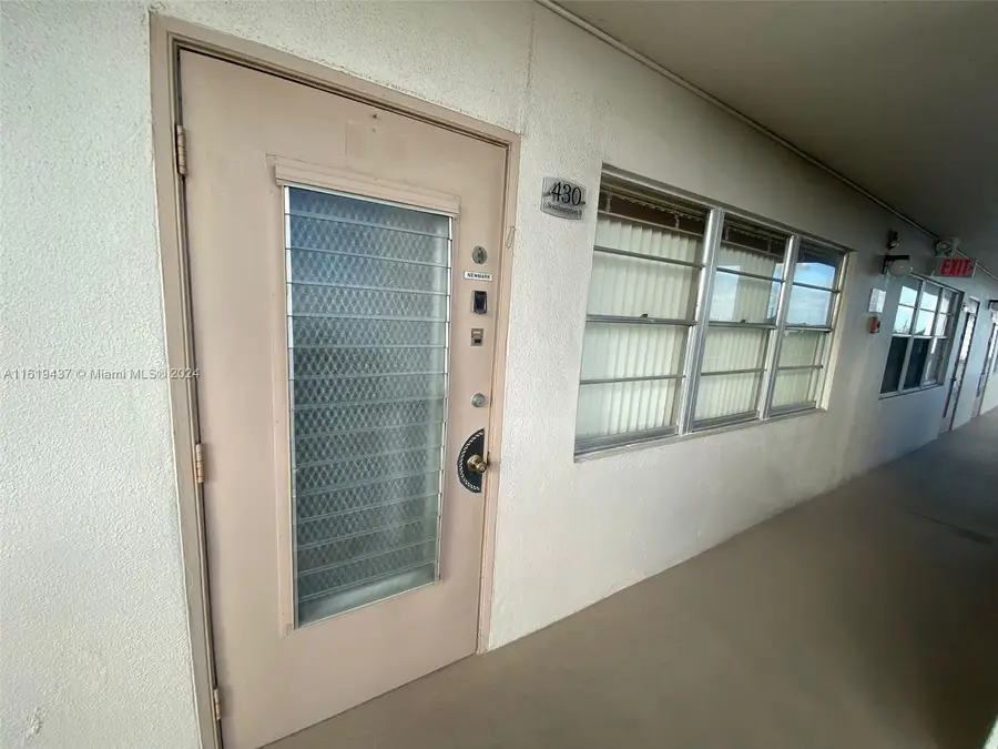 430 Southampton B #430, West Palm Beach, FL 33417 - Image #2