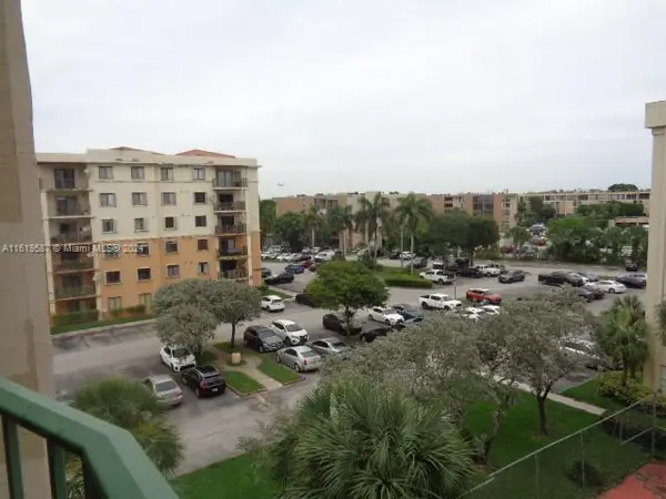 9320 Fontainebleau Blvd #503, Miami, FL 33172