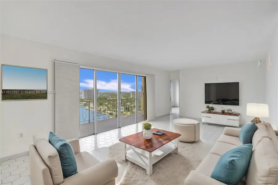 11111 Biscayne Blvd #21C, Miami, FL 33181 - Image #3