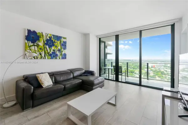 121 NE 34th St #3012, Miami, FL 33137