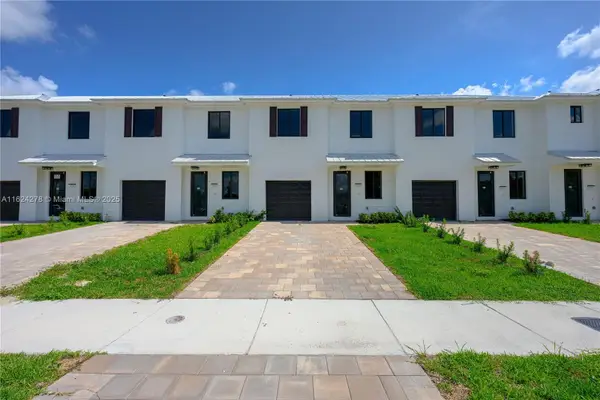 866 SW 1st St, Florida City, FL 33034