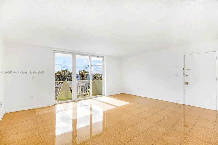 7133 Bay Dr #401, Miami Beach, FL 33141 - Image #3
