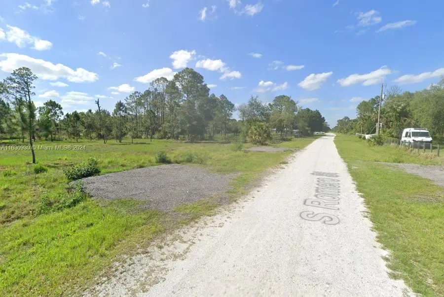 330 S Romero St, Clewiston, FL 33440 - Image #2
