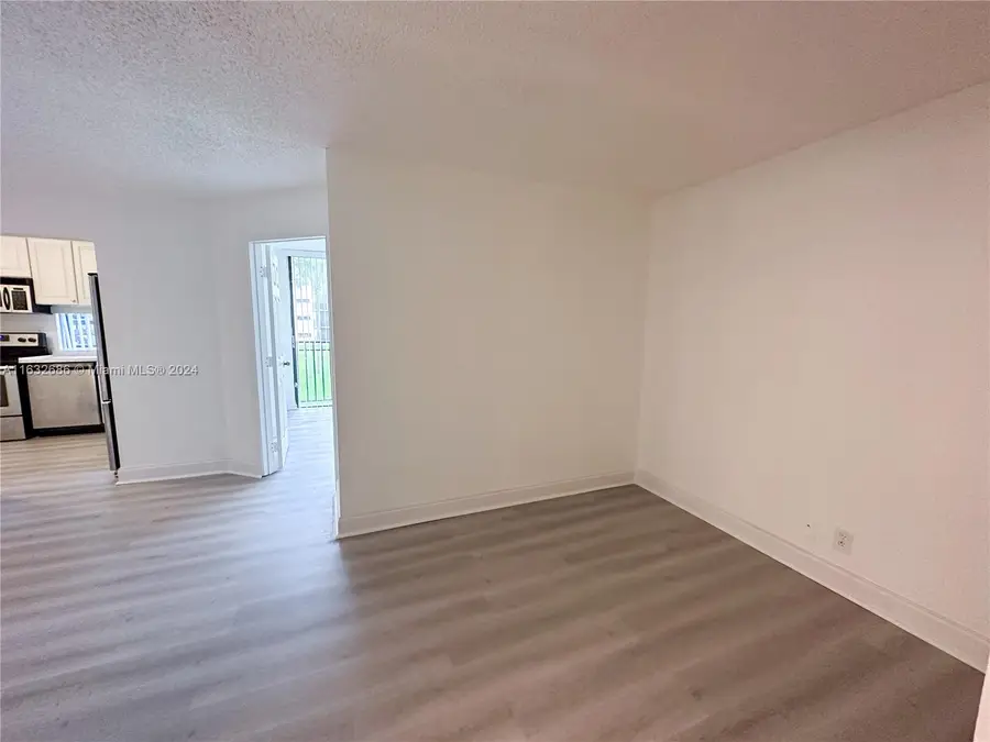 17011 N Bay Rd #216, Sunny Isles Beach, FL 33160 - Image #3