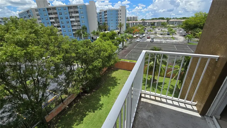 11060 SW 196th St #214, Cutler Bay, FL 33157 - Image #2
