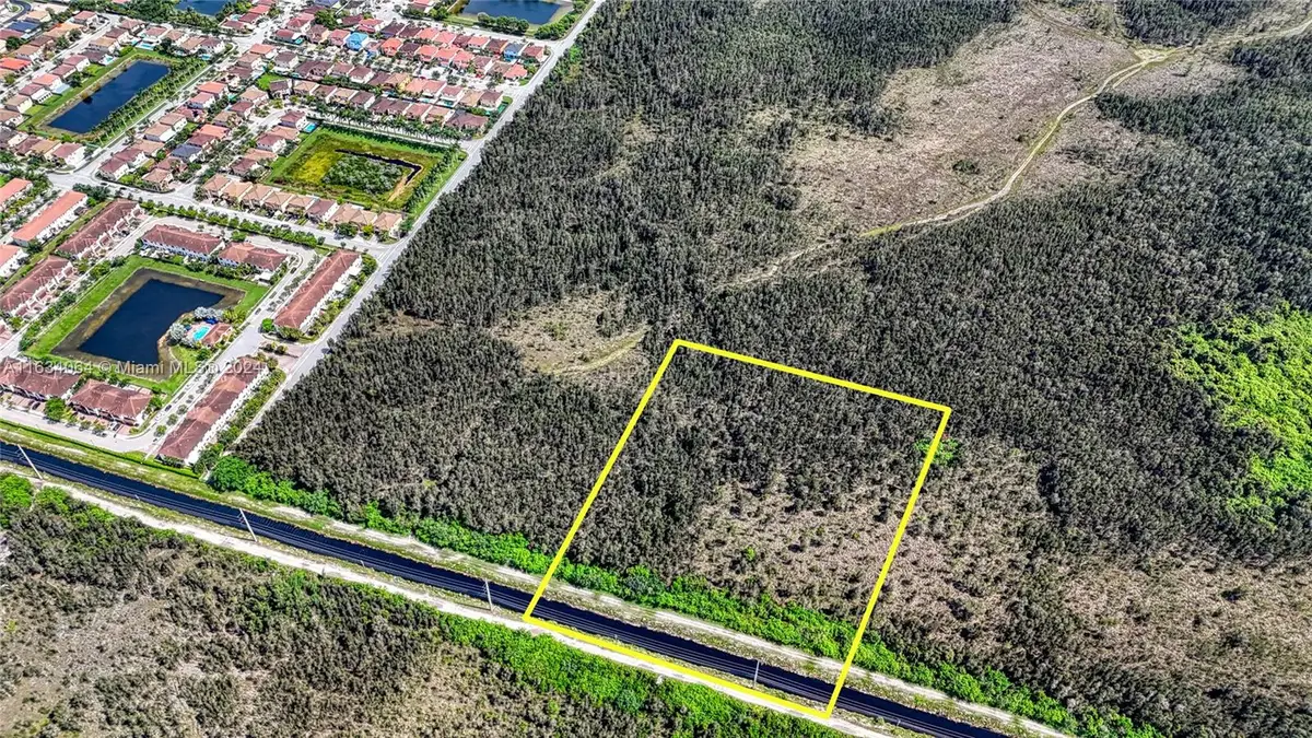 SW 42nd St, Miami, FL 33185 - Image #1