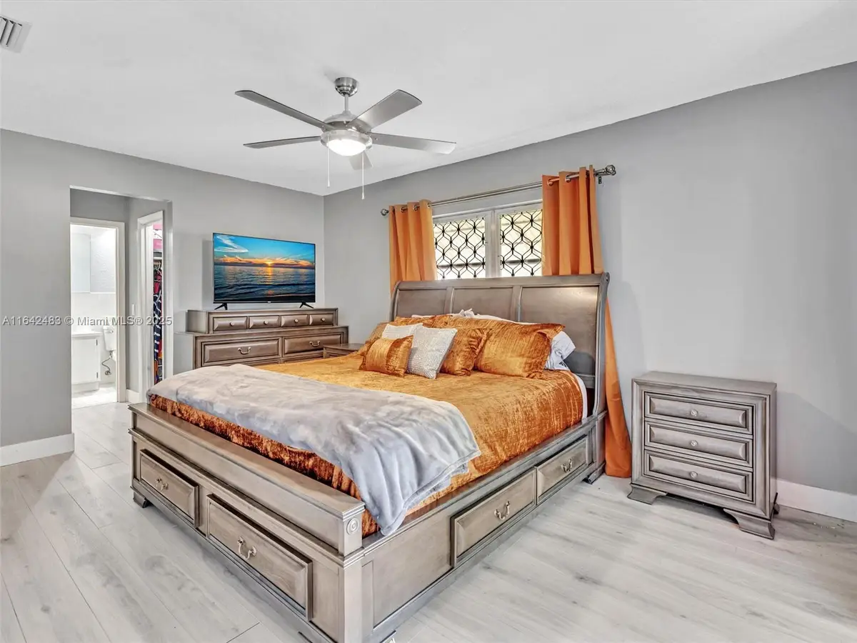 1020 NW 48th Pl, Deerfield Beach, FL 33064 - Image #1