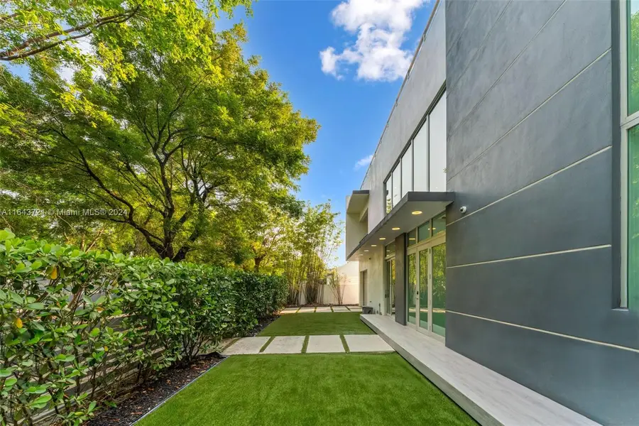 1510 SW 4th Ave, Miami, FL 33129 - Image #3