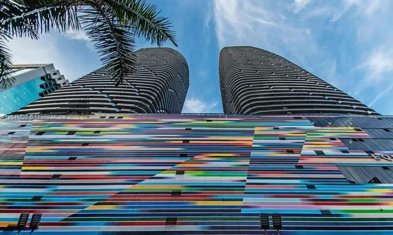 45 SW 9th St #1005, Miami, FL 33130 - #1