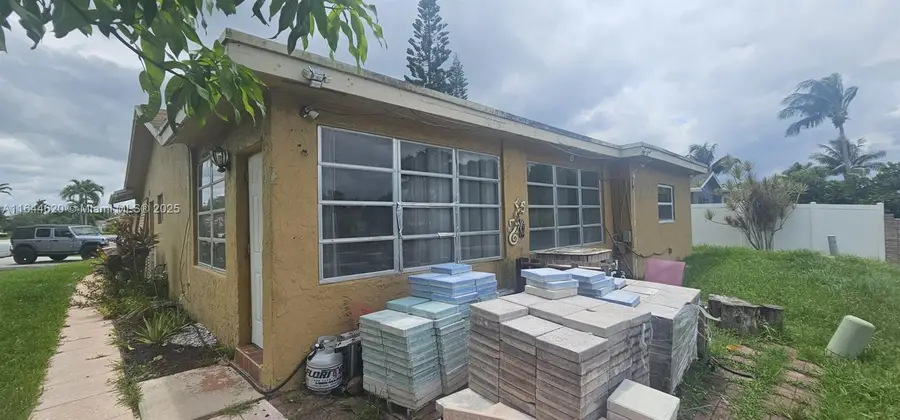 6605 NW 77th St, Tamarac, FL 33321 - Image #3