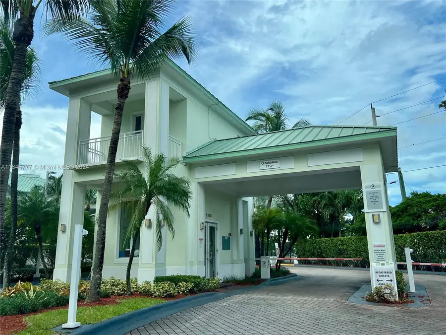 5300 NW 87th Ave #1308, Doral, FL 33178 - Image #2