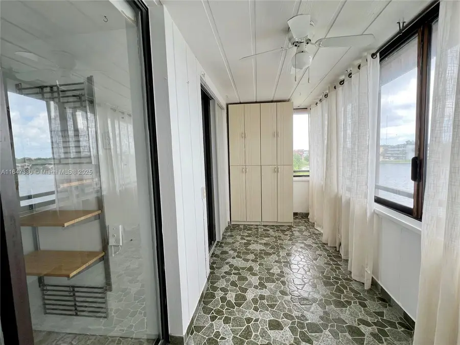 671 NE 195th St #425-E, Miami, FL 33179 - Image #3