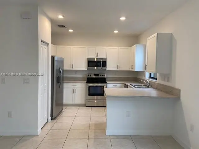 20626 NE 5th Pl #20626, Miami, FL 33179 - Image #2