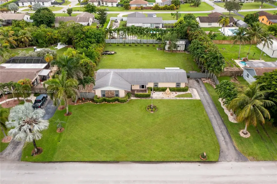 1442 NW 20th St, Homestead, FL 33030 - Image #2